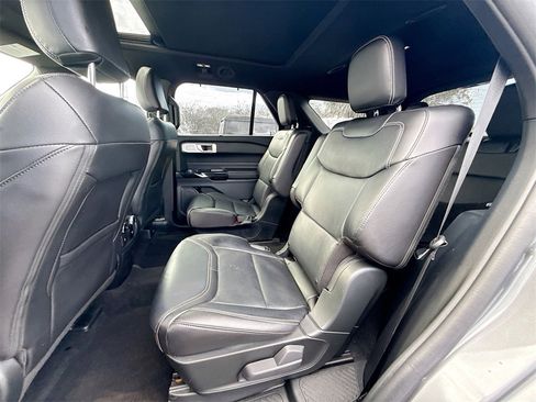 Used 2023 Ford Explorer ST w/ Equipment Group 401A image 27