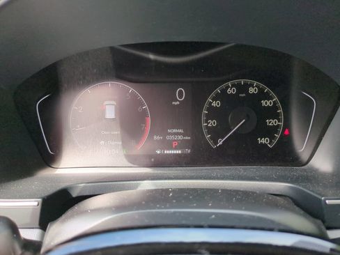 Used 2024 Honda Pilot Touring image 12