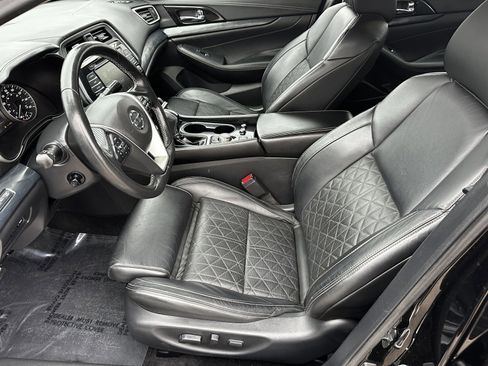 Certified 2019 Nissan Maxima Platinum w/ Illumination Package image 9