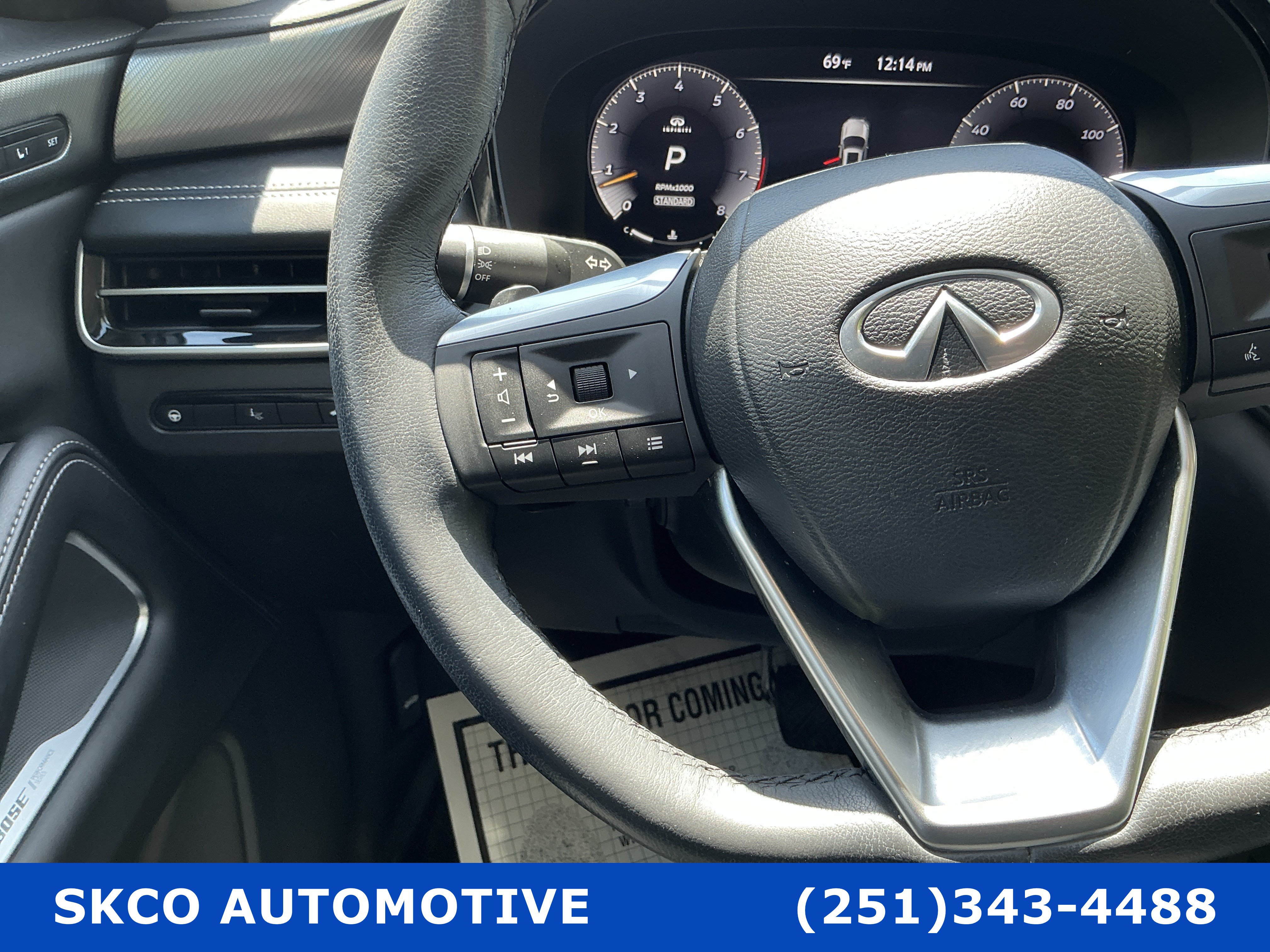 Used 2023 INFINITI QX60 Luxe w/ Vision Package FWD image 19