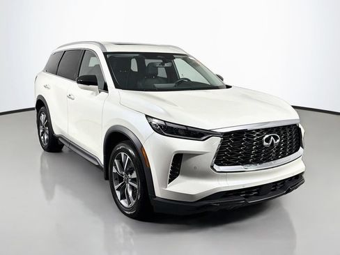 Used 2023 INFINITI QX60 Luxe w/ Cargo Package AWD/4WD image 2