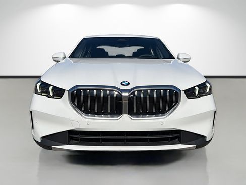 New 2026 BMW 530i 530i w/ Premium Package image 8