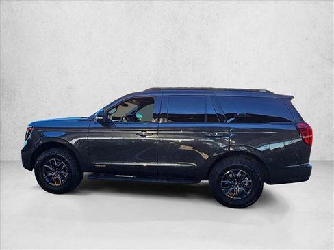 Certified 2025 Ford Expedition Tremor image 8