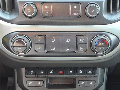 Used 2022 Chevrolet Colorado ZR2 w/ ZR2 Dusk Special Edition AWD/4WD image 12