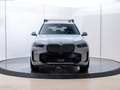 Used 2025 BMW X5 xDrive40i w/ M Sport Package AWD/4WD image 8
