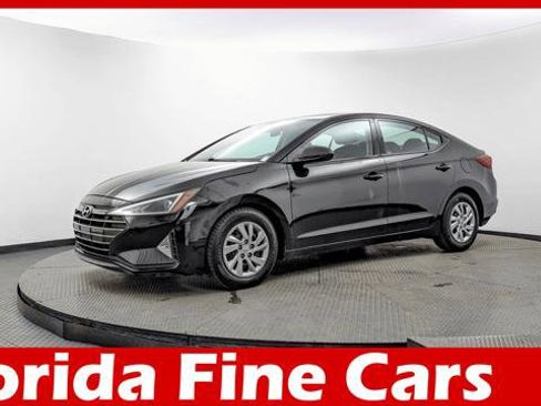 Used 2019 Hyundai Elantra SE w/ Cargo Package image 1