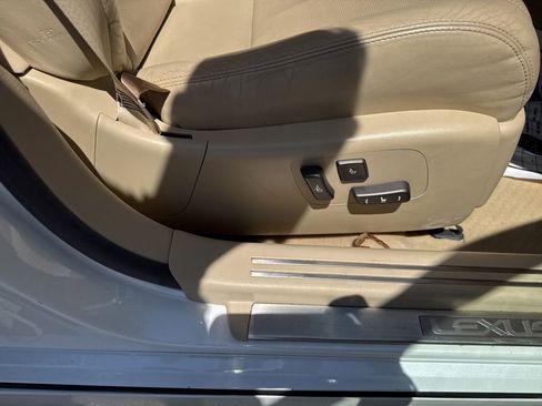 Used 2011 Lexus LS 460 w/ Luxury Value Edition RWD image 93