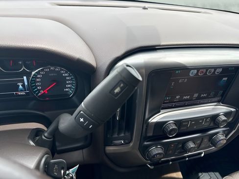 Used 2017 Chevrolet Silverado 1500 LT w/ All Star Edition AWD/4WD image 16