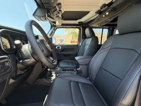 Used 2026 Jeep Wrangler Unlimited Rubicon 392 w/ Quick Order Package 27X Moab AWD/4WD image 9