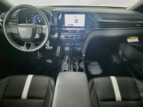 Certified 2026 Toyota Camry SE FWD image 27