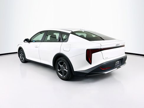Used 2025 Kia K4 FWD image 5
