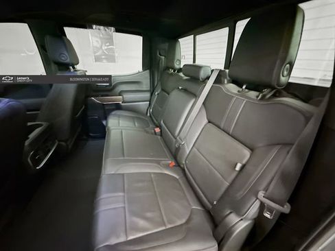 Used 2022 Chevrolet Silverado 1500 High Country w/ Technology Package image 28