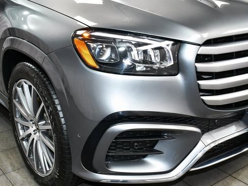 Used 2025 Mercedes-Benz GLS 450 4MATIC image 77