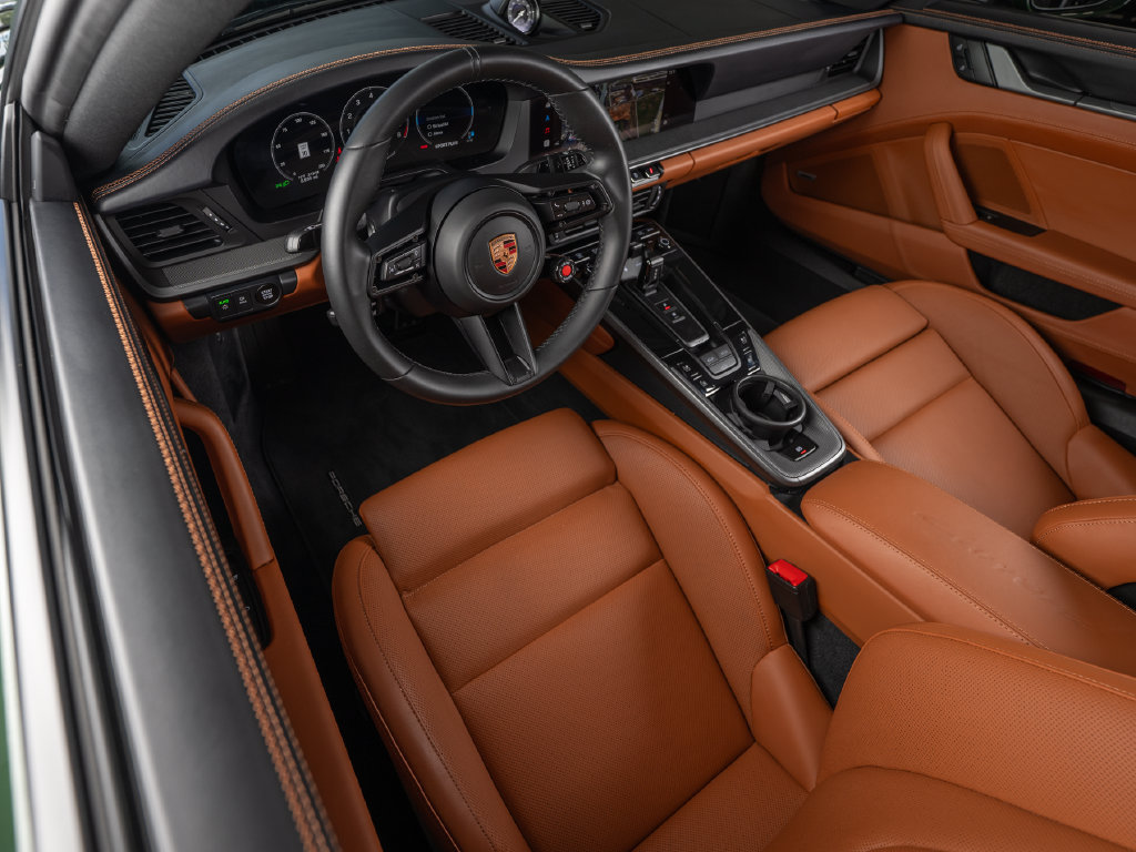 Used 2026 Porsche 911 Carrera RWD image 31