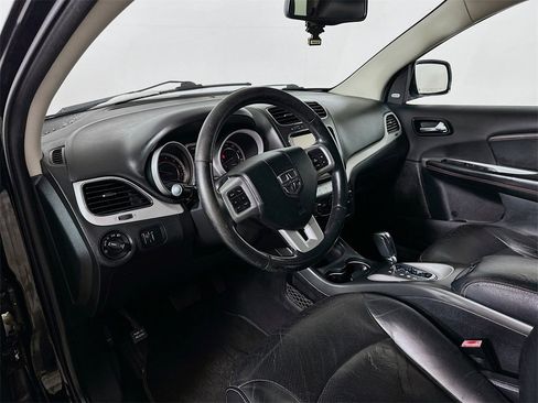 Used 2015 Dodge Journey R/T w/ Flexible Seating Group image 10