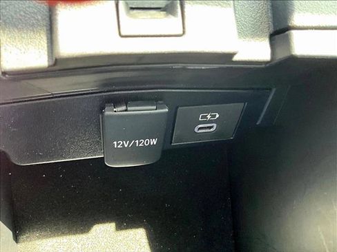 Used 2025 Toyota Corolla LE image 25