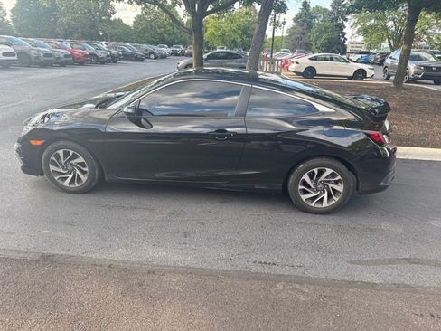 Used 2019 Honda Civic LX image 11