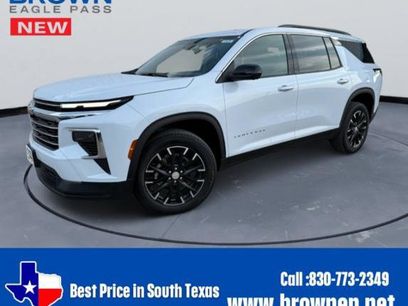 New 2026 Chevrolet Traverse LT w/ Sun and Wheel Package