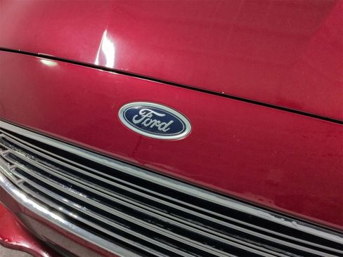 Used 2018 Ford Fusion SE w/ Equipment Group 201A image 13