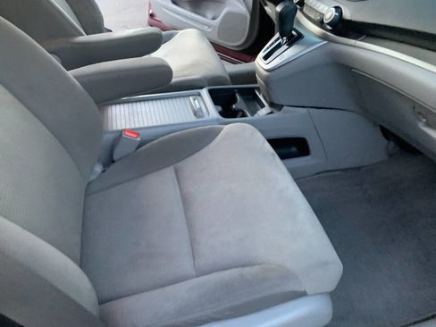 Used 2014 Honda CR-V EX image 17