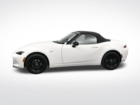 Used 2020 MAZDA MX-5 Miata Sport image 7