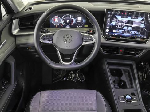 New 2026 Volkswagen Tiguan SE AWD/4WD image 37