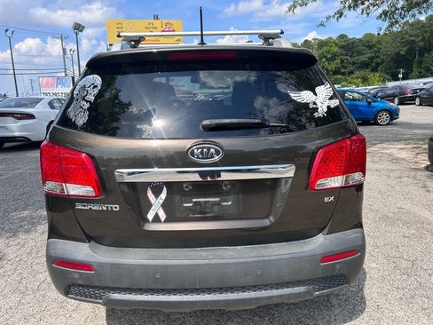 Used 2011 Kia Sorento EX image 7