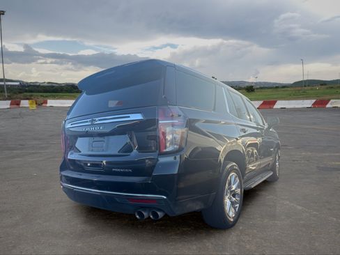 Used 2021 Chevrolet Tahoe Premier w/ Premium Package RWD image 3