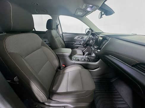 Used 2020 Chevrolet Traverse LT w/ LPO, Blackout Package AWD/4WD image 32