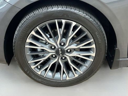 Certified 2024 Kia Forte GT-Line FWD image 30