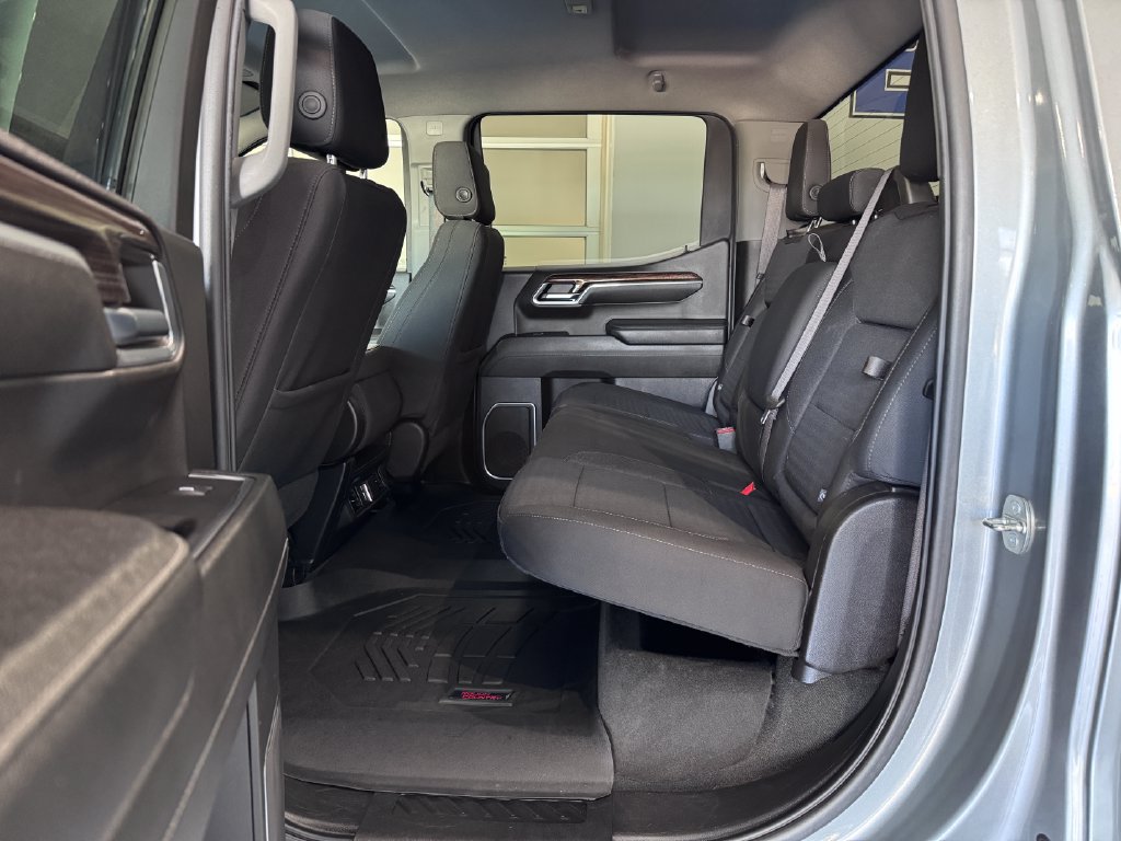 Used 2023 GMC Sierra 1500 Elevation AWD/4WD image 11