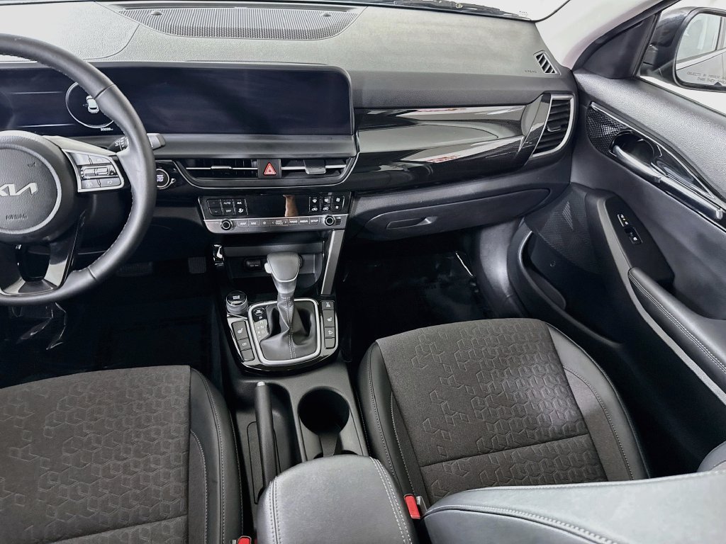 Used 2024 Kia Seltos S AWD/4WD image 27