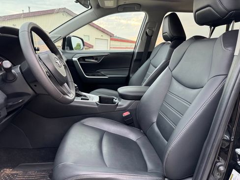 Certified 2023 Toyota RAV4 XLE Premium AWD/4WD image 4