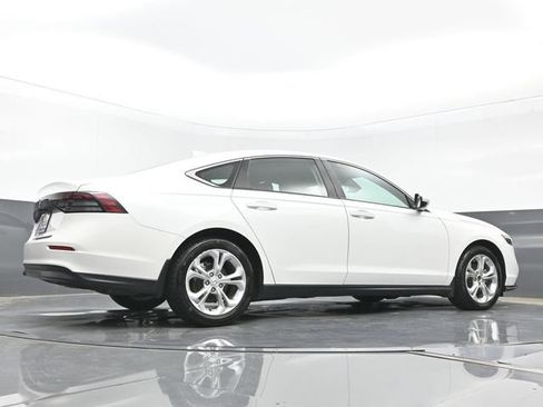 Used 2023 Honda Accord LX image 24