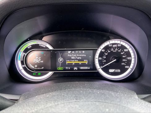 Used 2018 Kia Niro EX FWD image 23