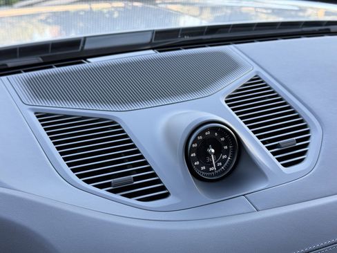 Used 2025 Porsche Cayenne GTS image 18