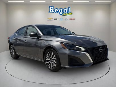 Used 2025 Nissan Altima 2.5 SV