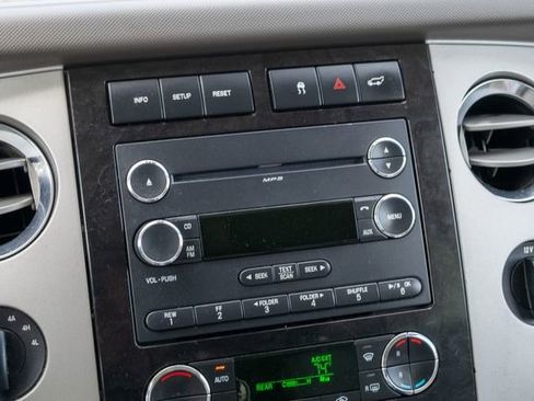 Used 2011 Ford Expedition EL Limited image 31