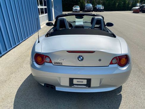 Used 2003 BMW Z4 2.5i image 16