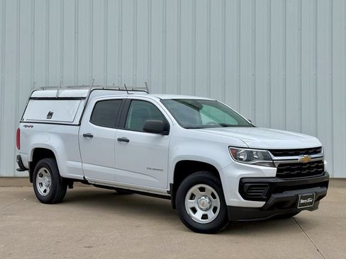 Used 2022 Chevrolet Colorado W/T w/ WT Convenience Package AWD/4WD image 8
