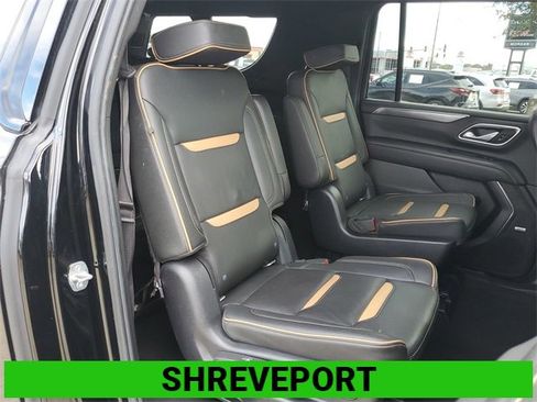 Used 2022 GMC Yukon XL AT4 image 28