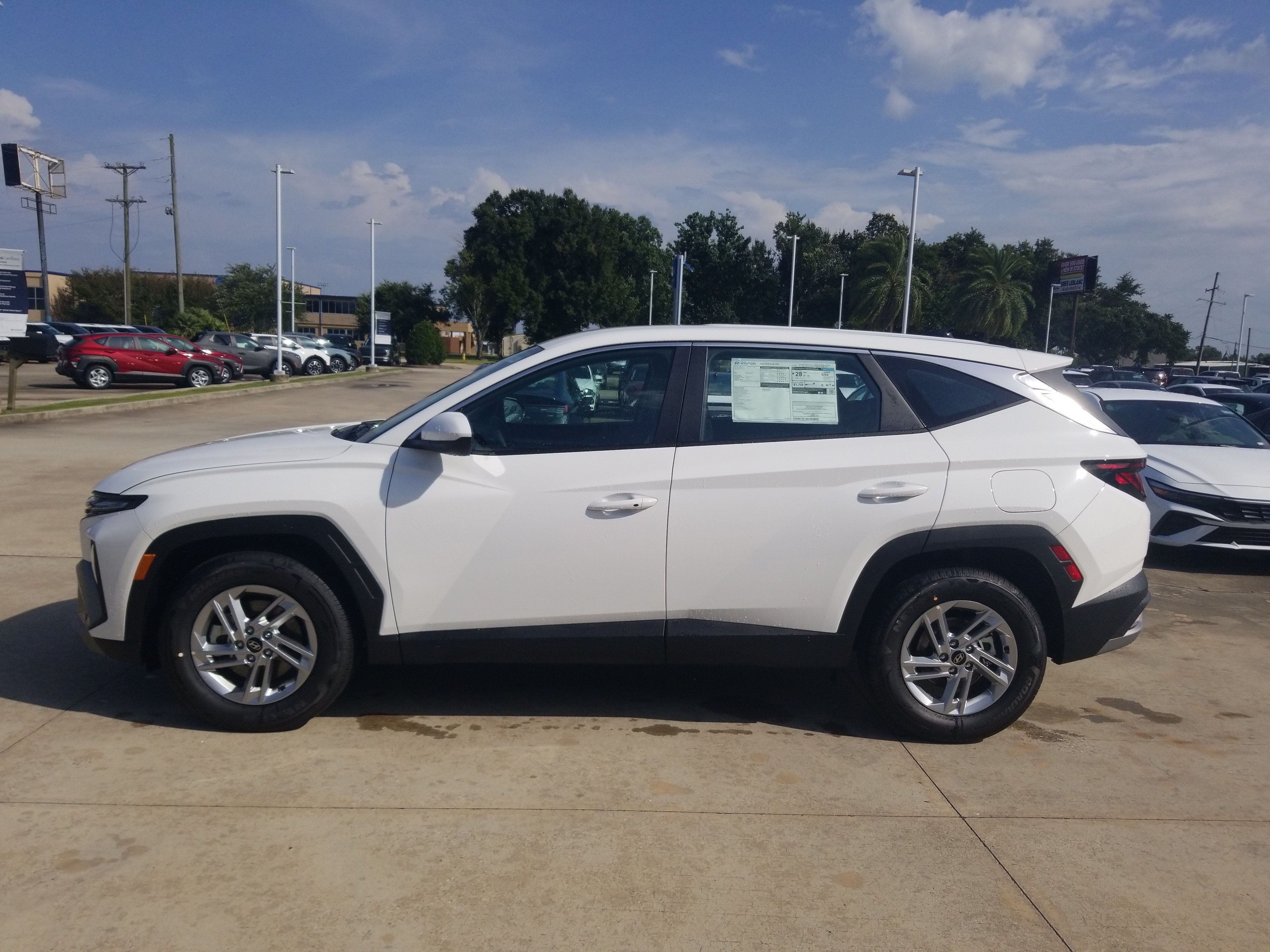 New 2026 Hyundai Tucson SE FWD image 4
