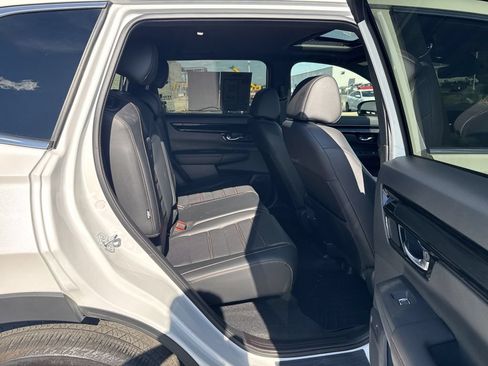 Used 2025 Honda CR-V Sport Touring image 39