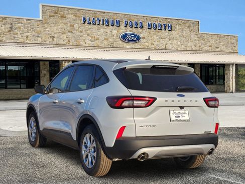 New 2026 Ford Escape Active image 4