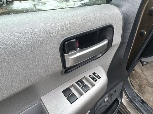 Used 2008 Toyota Sequoia Limited image 13