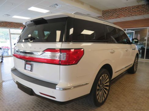 Used 2020 Lincoln Navigator Reserve w/ Luxury Package image 71