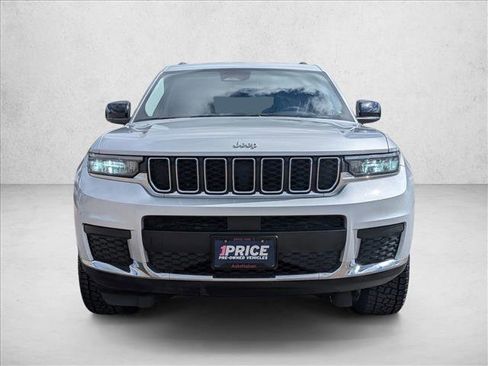 Used 2023 Jeep Grand Cherokee L Laredo w/ Luxury Tech Group I AWD/4WD image 2
