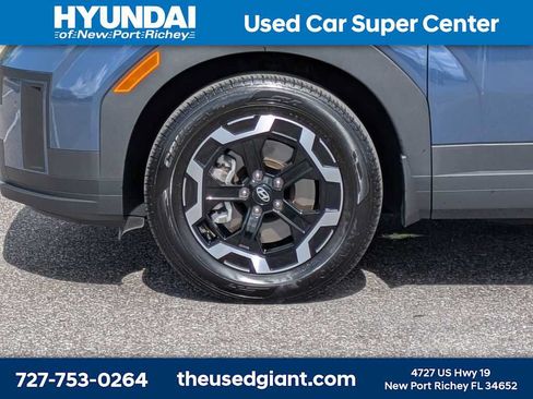 Used 2025 Hyundai Santa Fe SEL FWD image 10