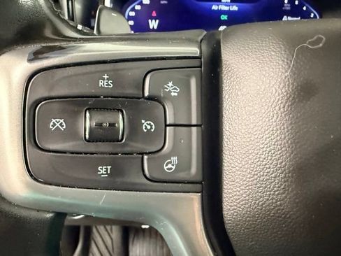 Used 2024 Chevrolet Silverado 1500 LT AWD/4WD image 32