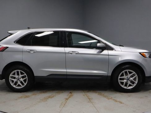 Certified 2022 Ford Edge SEL image 12